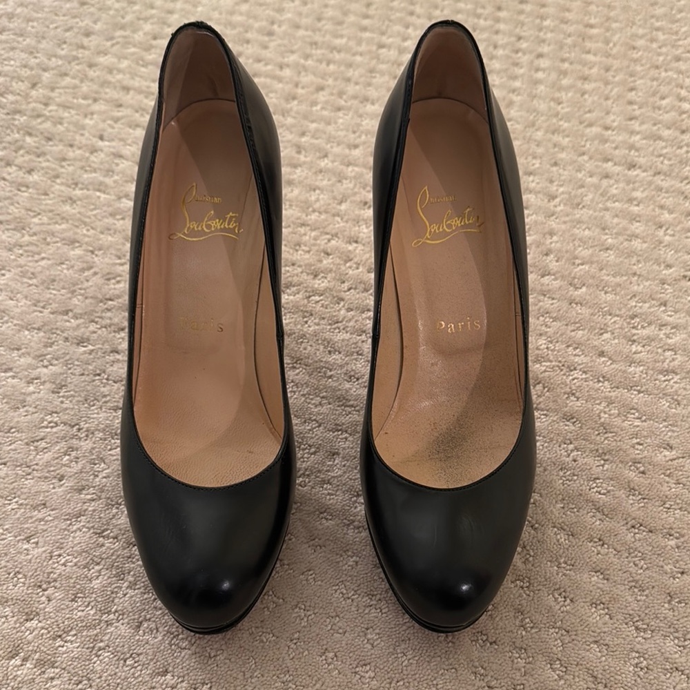 Christian Louboutin Black Pumps